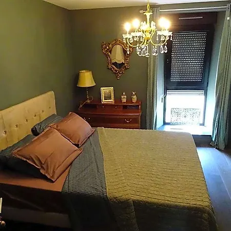 Bois De Chenes House Bed & Breakfast